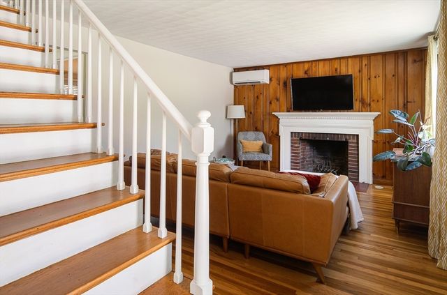 6 Nantucket Ave, Swampscott, MA 01907