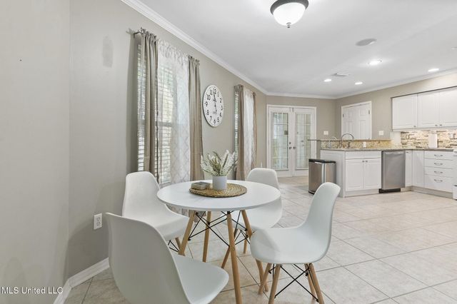 1318 Beach Boulevard, 5, Biloxi, MS 39530