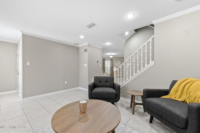 1318 Beach Boulevard, 5, Biloxi, MS 39530