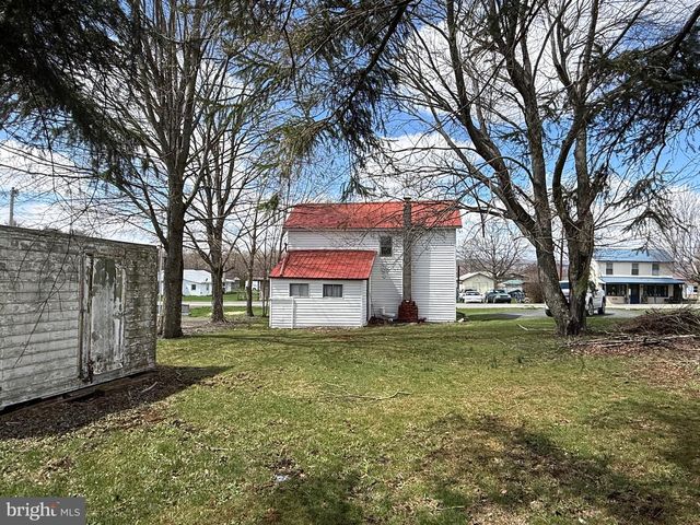 132 OAK ST, Elk Garden, WV 26717