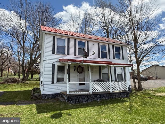 132 OAK ST, Elk Garden, WV 26717