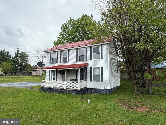 132 OAK ST, Elk Garden, WV 26717
