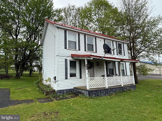 132 OAK ST, Elk Garden, WV 26717