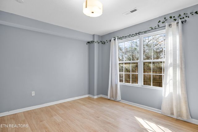 5117 Tenwood Drive, Knoxville, TN 37921