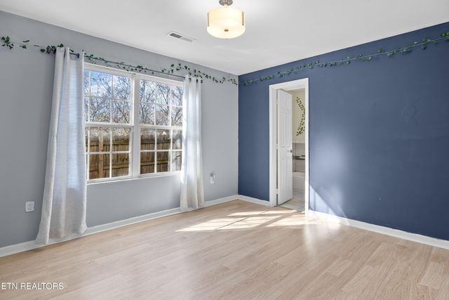 5117 Tenwood Drive, Knoxville, TN 37921