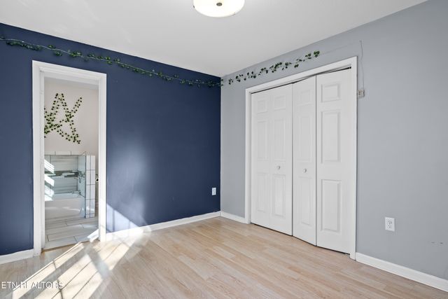 5117 Tenwood Drive, Knoxville, TN 37921