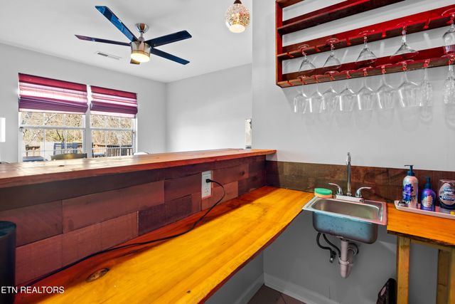 5117 Tenwood Drive, Knoxville, TN 37921