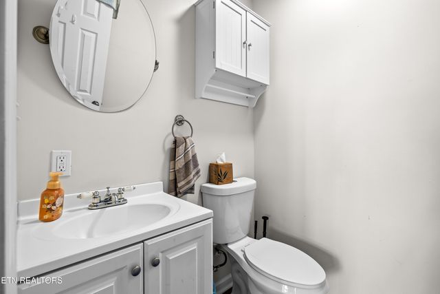 5117 Tenwood Drive, Knoxville, TN 37921