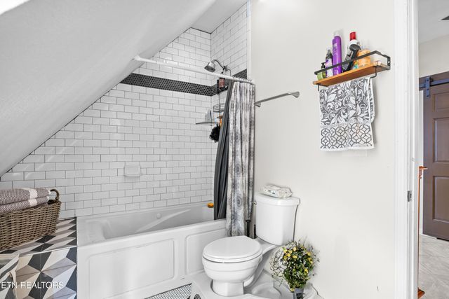 5117 Tenwood Drive, Knoxville, TN 37921