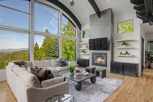 2503 S Thierman Ln, Spokane, WA 99223