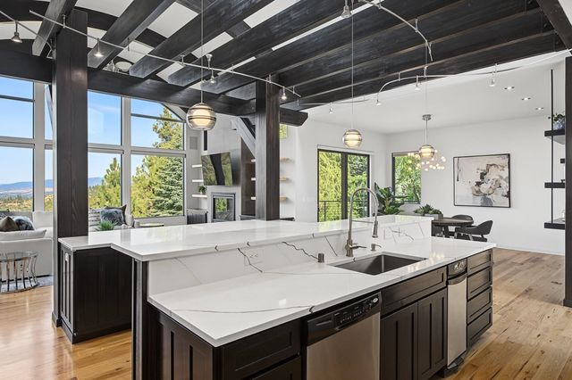 2503 S Thierman Ln, Spokane, WA 99223