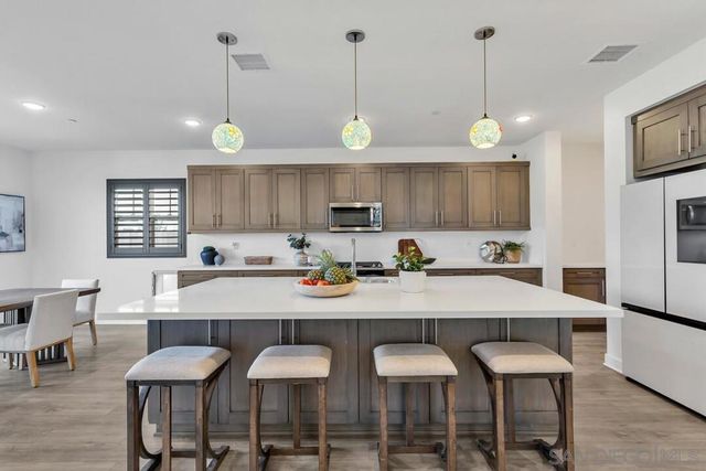 8989 Trailridge Ave, Santee, CA 92071
