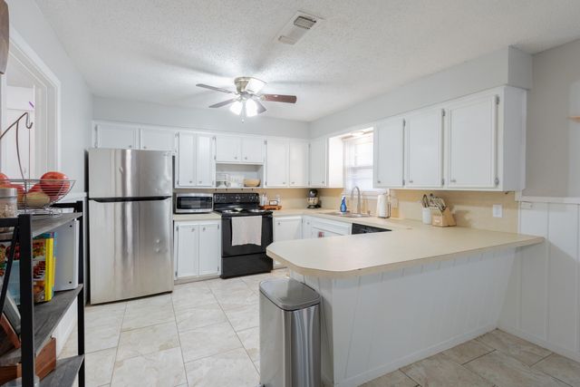 4404 49th Street, Lubbock, TX 79414