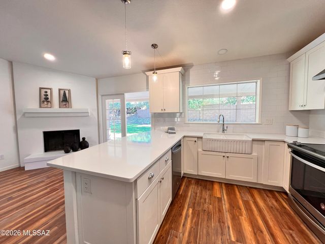 5680 N Placita Favorita, Tucson, AZ 85750