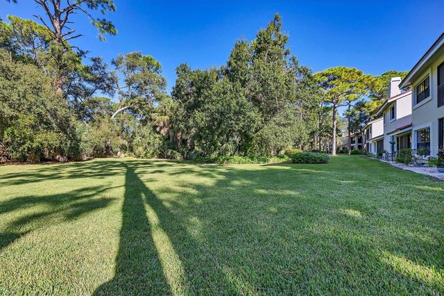 7768 FAIRWAY WOODS DRIVE, Sarasota, FL 34238