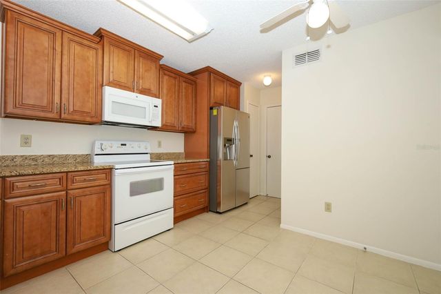 414 SPRINGTREE WAY, Lake Mary, FL 32746