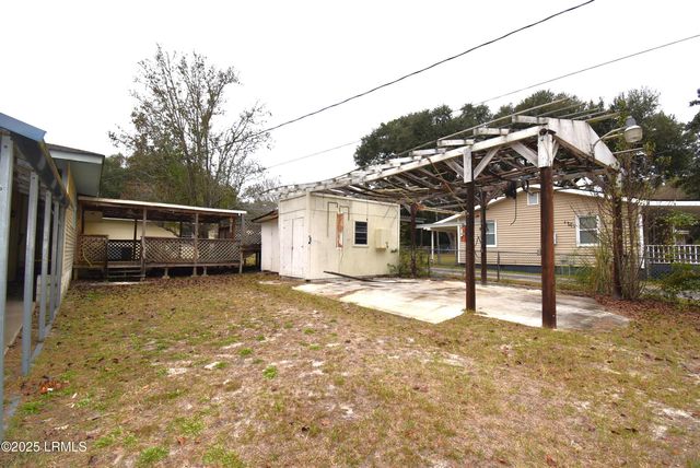 220 Fender Street, Walterboro, SC 29488