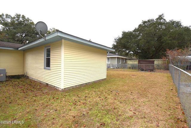 220 Fender Street, Walterboro, SC 29488
