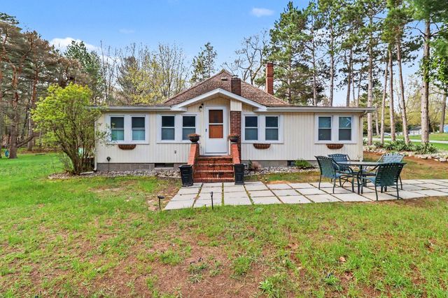 732 N 22nd Avenue, Golden Twp, MI 49436