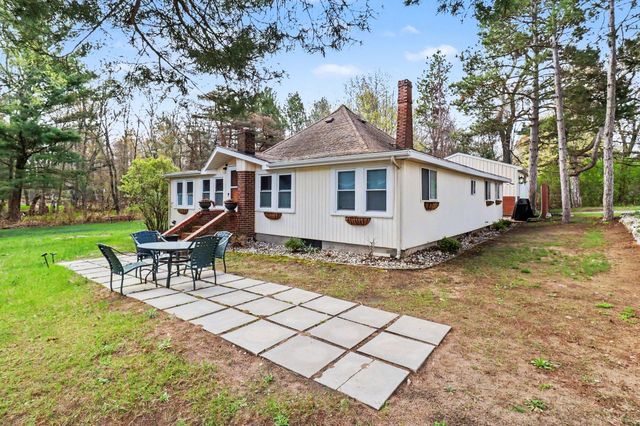 732 N 22nd Avenue, Golden Twp, MI 49436