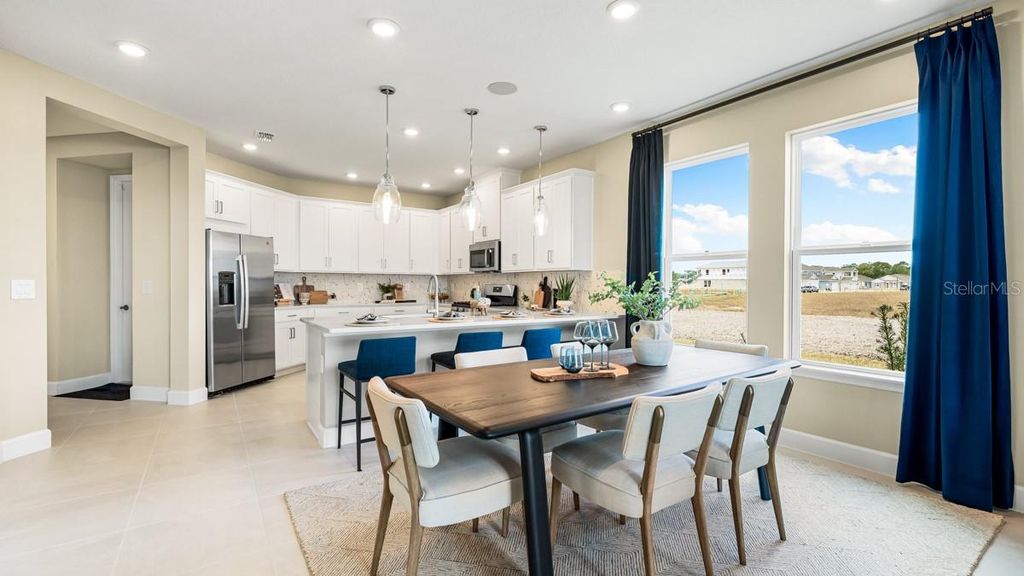 Image 21 of property listing at 755 STEEL DRIVE, Apollo Beach, FL 33572