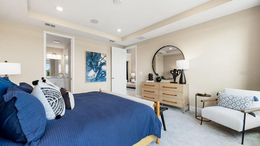 Image 36 of property listing at 755 STEEL DRIVE, Apollo Beach, FL 33572