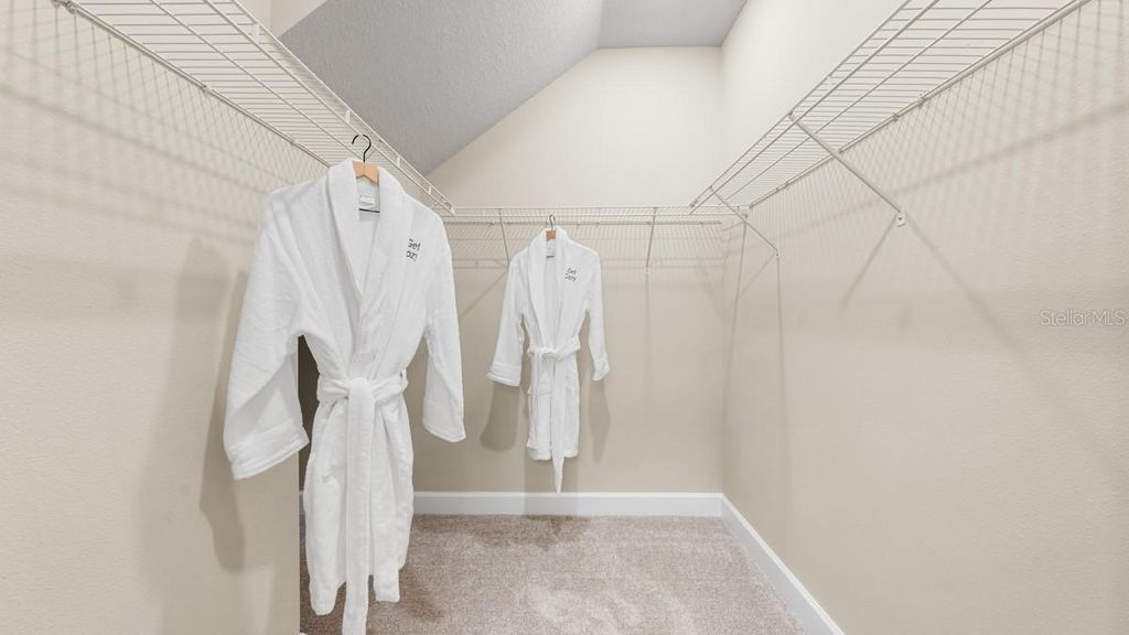 Image 39 of property listing at 755 STEEL DRIVE, Apollo Beach, FL 33572