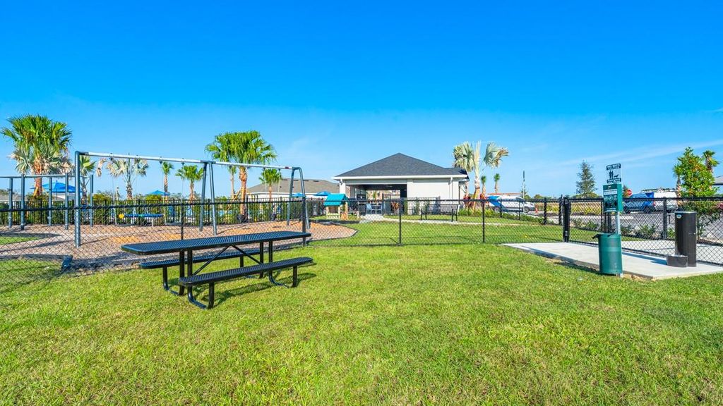 Image 79 of property listing at 755 STEEL DRIVE, Apollo Beach, FL 33572