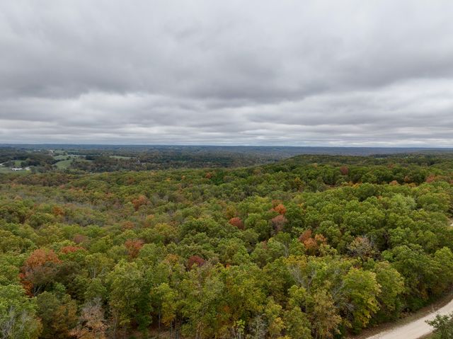 000 Spout Spring Road, Fordland, MO 65652