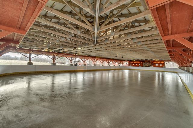 5200 Turtle Point Drive, Northfield Twp, MI 48105