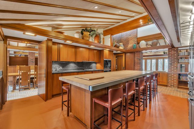 5200 Turtle Point Drive, Northfield Twp, MI 48105