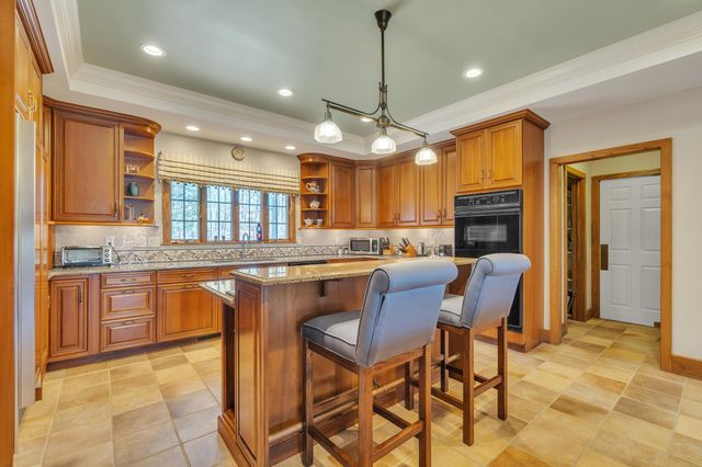 5200 Turtle Point Drive, Northfield Twp, MI 48105