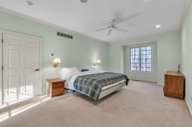 5200 Turtle Point Drive, Northfield Twp, MI 48105