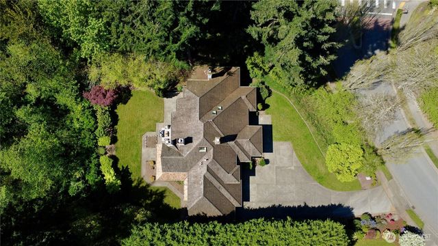 15885 SE 62nd St, Bellevue, WA 98006