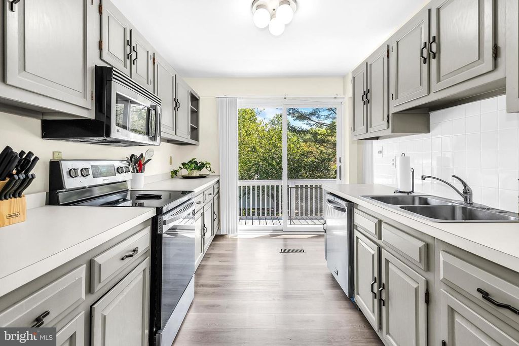 Image 13 of property listing at 24700 DEEPWATER POINT #23, Saint Michaels, MD 21663