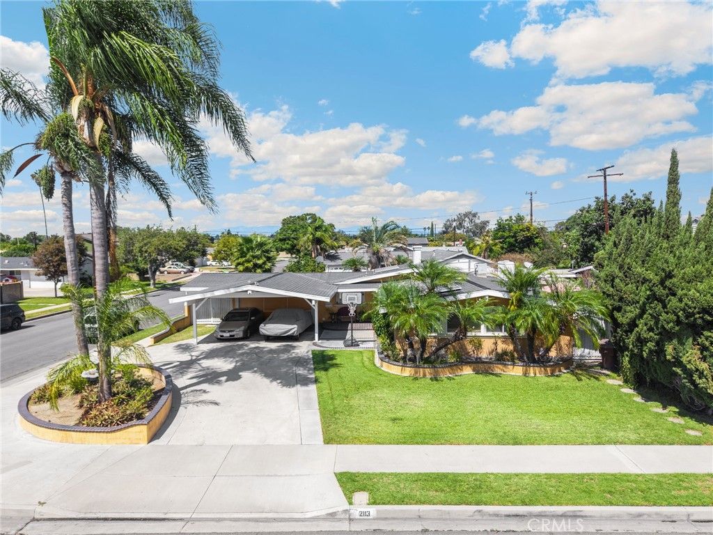 2113 W Niobe, Anaheim, CA 92804 — exterior