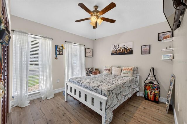 160 EASTON CIRCLE, Oviedo, FL 32765