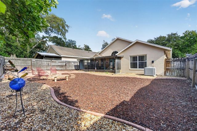 160 EASTON CIRCLE, Oviedo, FL 32765