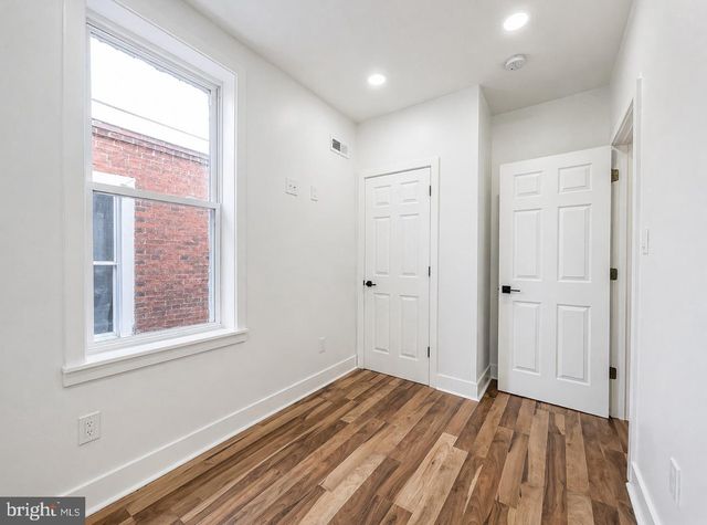 3872 POPLAR ST, Philadelphia, PA 19104