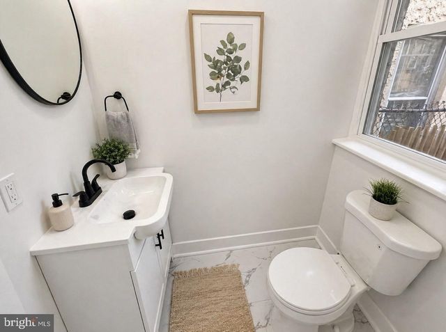 3872 POPLAR ST, Philadelphia, PA 19104