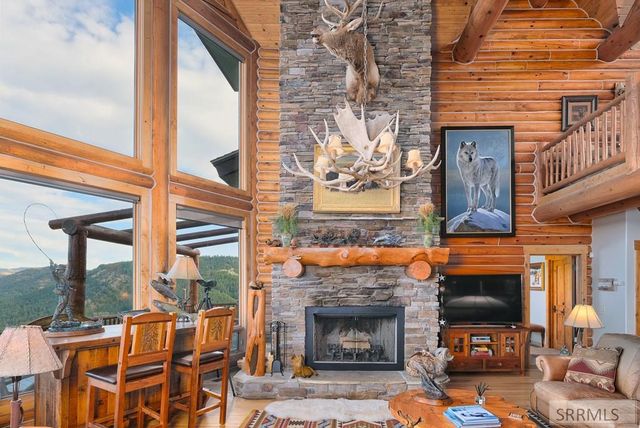 1525 Wagon Road, Swan Valley, ID 83449