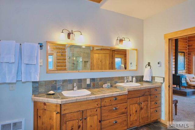 1525 Wagon Road, Swan Valley, ID 83449