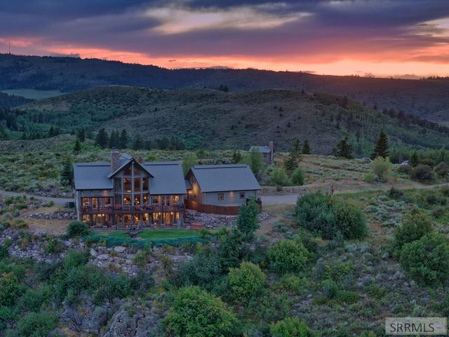 1525 Wagon Road, Swan Valley, ID 83449