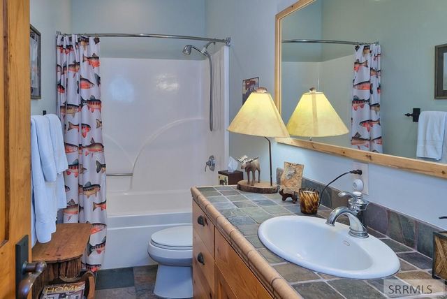 1525 Wagon Road, Swan Valley, ID 83449