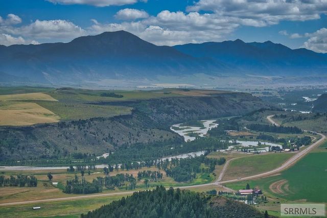 1525 Wagon Road, Swan Valley, ID 83449