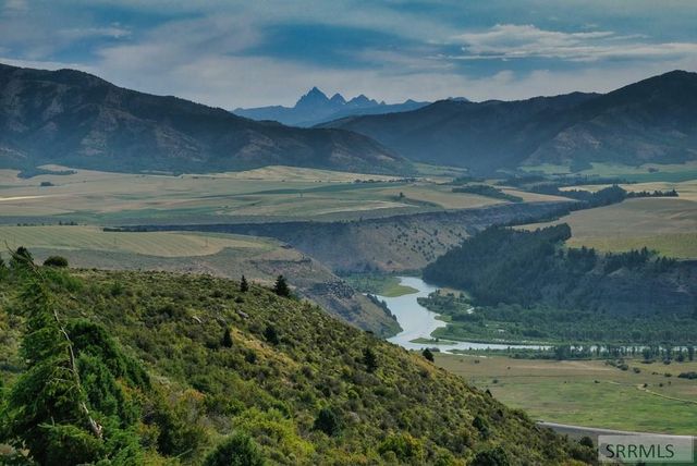 1525 Wagon Road, Swan Valley, ID 83449