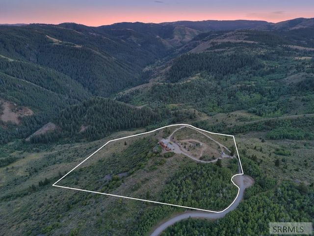 1525 Wagon Road, Swan Valley, ID 83449