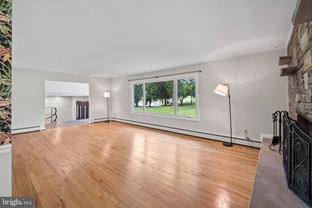 3 NOB HILL PARK DR, Reisterstown, MD 21136