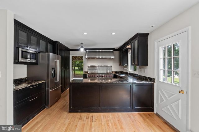 3 NOB HILL PARK DR, Reisterstown, MD 21136