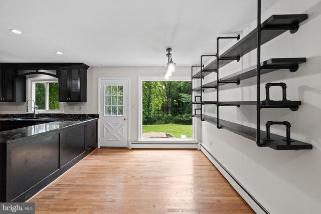 3 NOB HILL PARK DR, Reisterstown, MD 21136